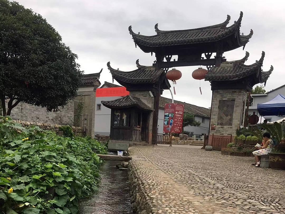 你会同意婚礼不办吗？游戏画面